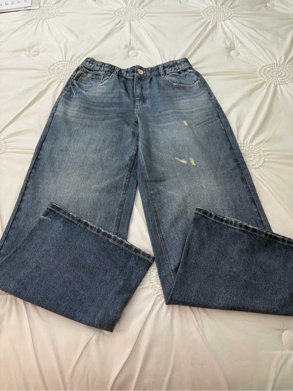 NWT New Halara Wide Leg Sweatpant Jeans Medium